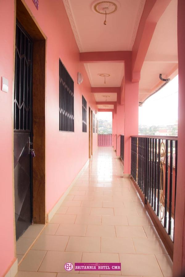 Britannia Hotel Cmr Yaoundé Zewnętrze zdjęcie