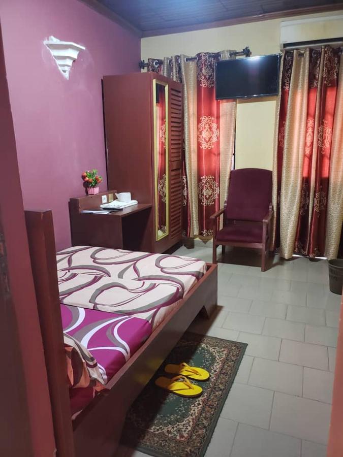 Britannia Hotel Cmr Yaoundé Zewnętrze zdjęcie