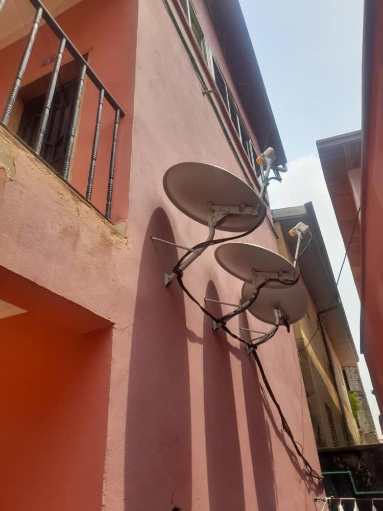 Britannia Hotel Cmr Yaoundé Zewnętrze zdjęcie